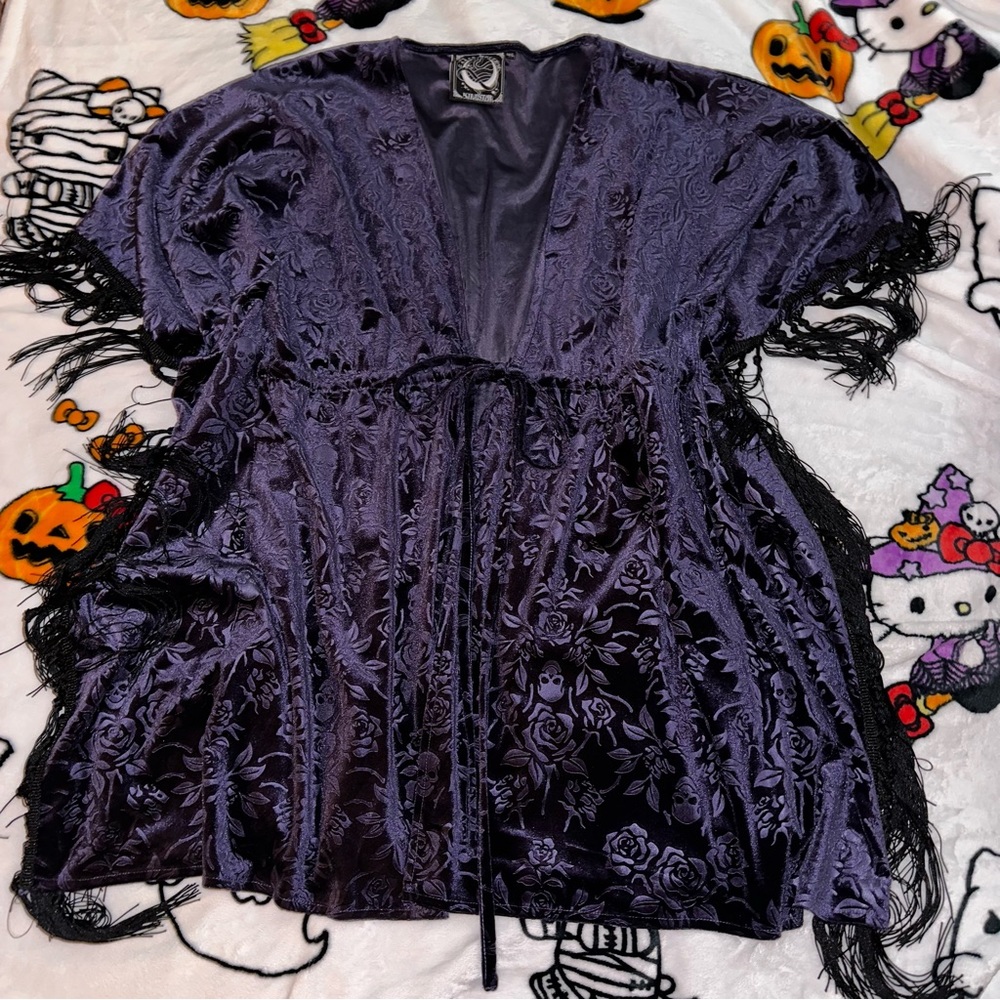 ***SOLD on Depop 💜🖤